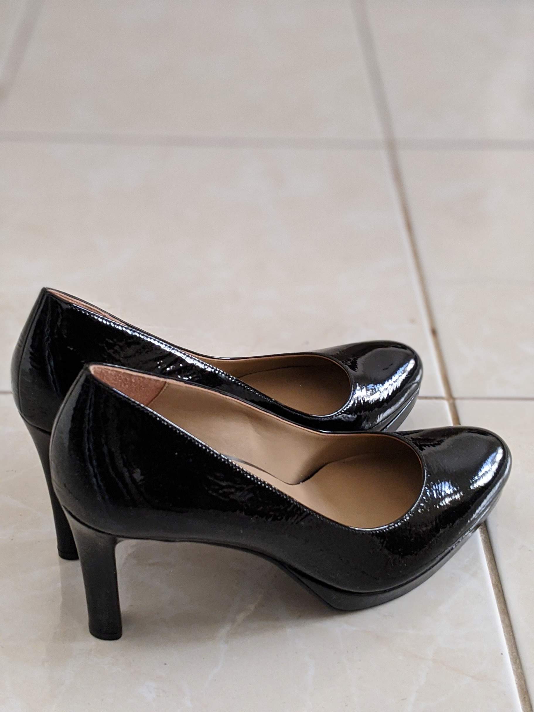 black heel